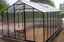 Все этапы строительства теплицы из поликарбоната и профильной трубы